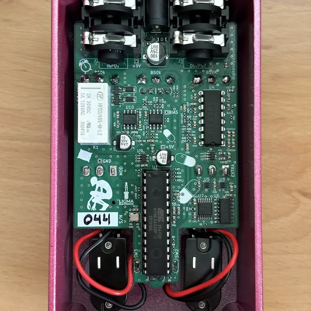 Inside the Hat Man Delay